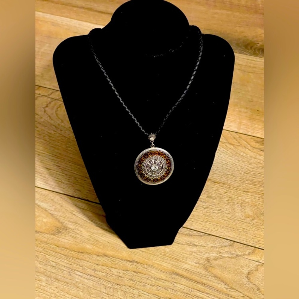 Vintage Lia Sophia Medallion Necklace